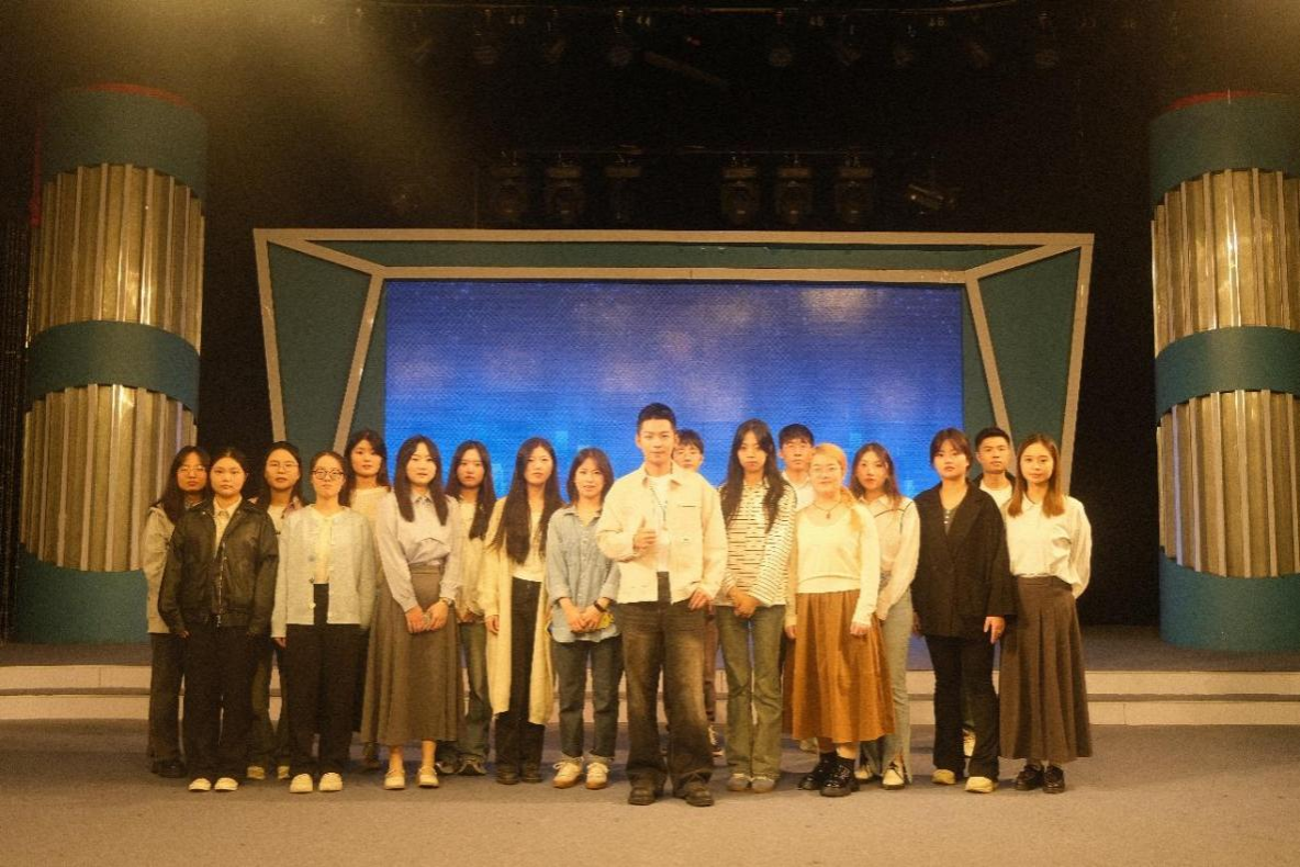 1F6CDC